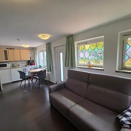 Kleines Am Straussee Apartament