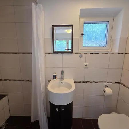 Apartament Kleines Am Straussee