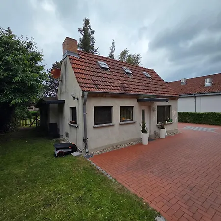 Apartament Kleines Am Straussee